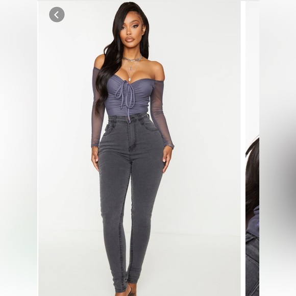 🪩NWT! Pretty Little Thing shape charcoal mesh ruched bodysuit - size 8 - Picture 4 of 12